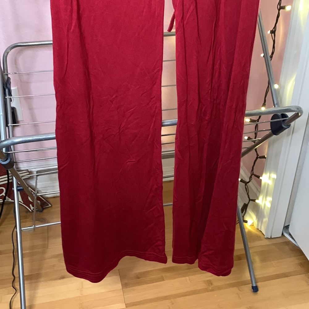 SHEIN Medium Maroon Flare Leggings - Picture 6 of 7